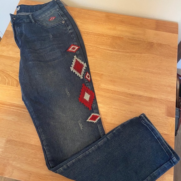 Jeans - Picture 2 of 3